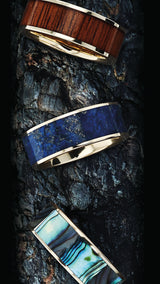 14K Gold flat wedding ring with blue lapis lazuli inlay